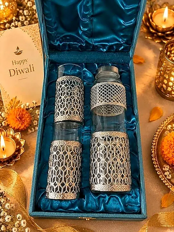Saanidhya Luxury Diwali Gift Hamper
